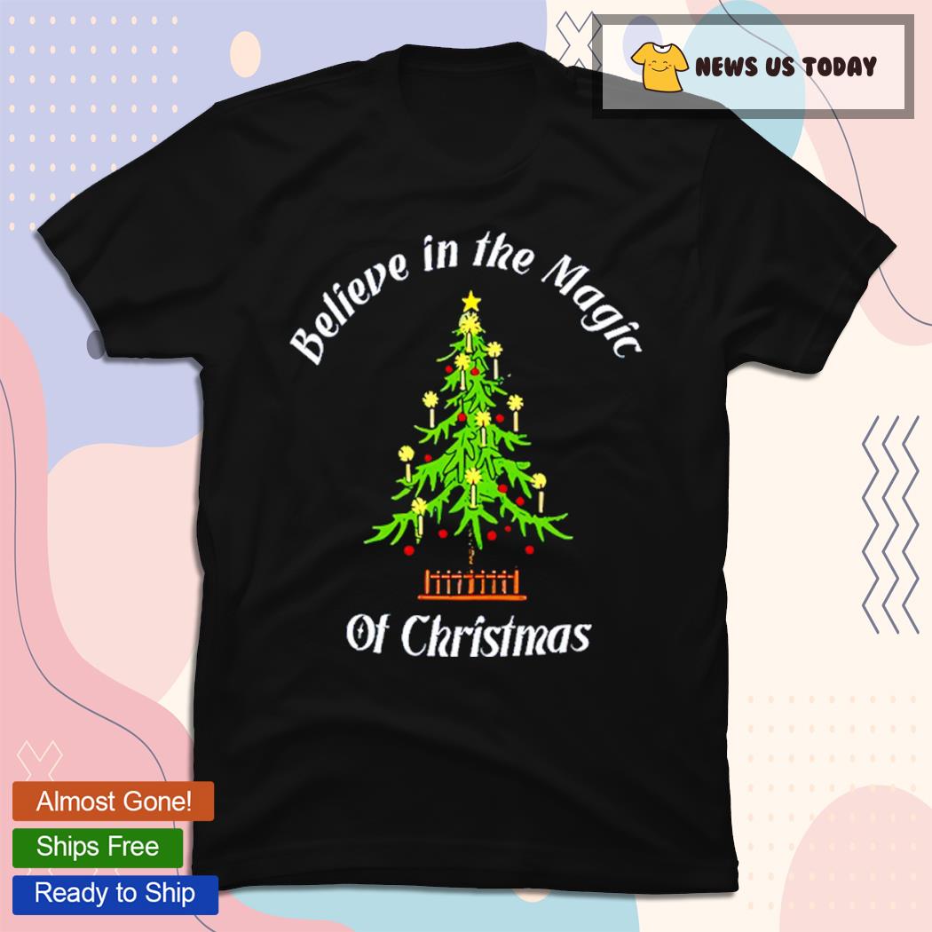 Believe In The Magic Of Christmas Unisex T-Shirt